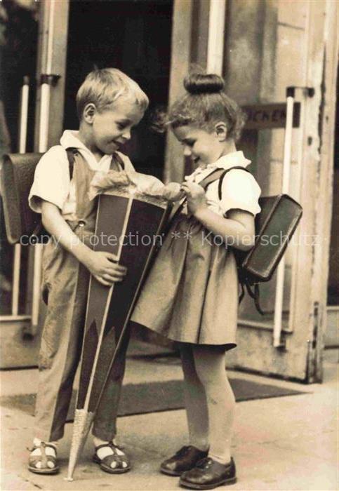 Schule School Ecole Escuela Scuola-- Schulanfang Zuckertute Kinder