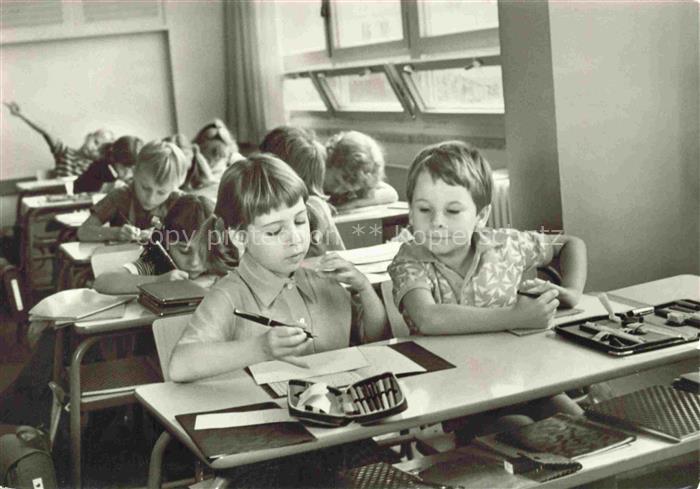 Schule School Ecole Escuela Scuola-- Schulanfang Klasse Unterricht