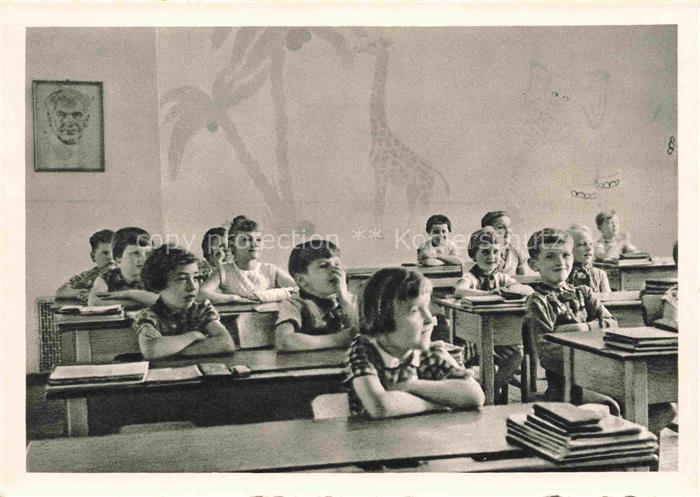 Schule School Ecole Escuela Scuola-- Schulanfang Klasse Unterricht 8211