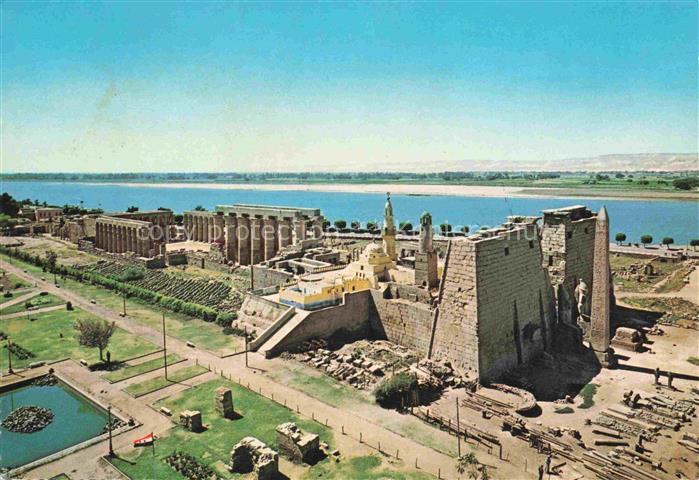 LUXOR Louqsor Louksor Egypt Tempel mit Kirche und Moschee