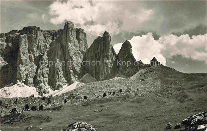 Torri del Sella 2688m Gruppo di Sella Dolomiti Dolomiten IT