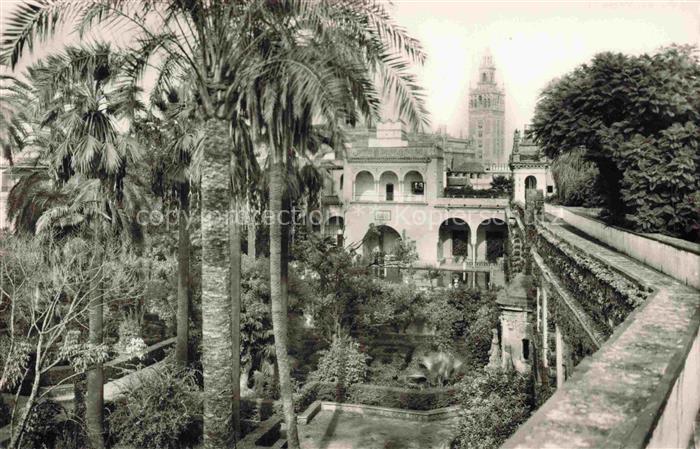 SEVILLA Andalucia ES The Giralda from the Royal Moorish Castle