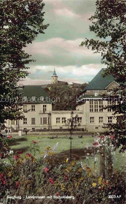 Siegburg NRW Landratsamt mit Michaelsberg
