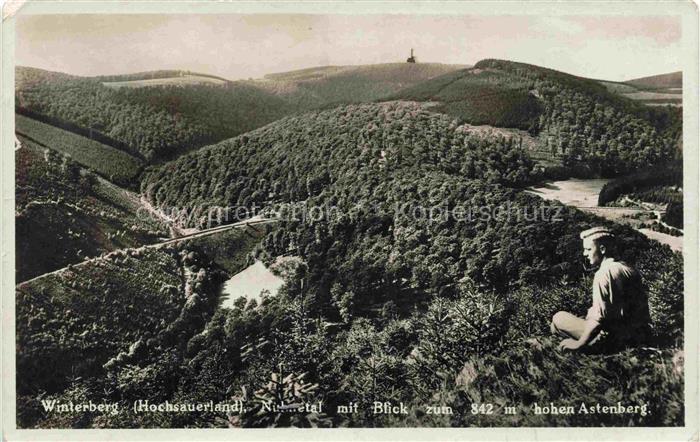 Winterberg  Hochsauerland NRW mit Blick zum Hohen Astenberg