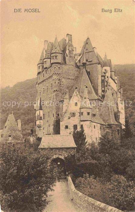 Burg Eltz Wierschem Mayen-Koblenz Rheinland-Pfalz Burgeingnag