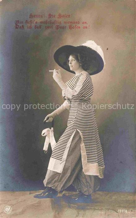 Foto NPG Nr. 19114 Frauen Hutmode
