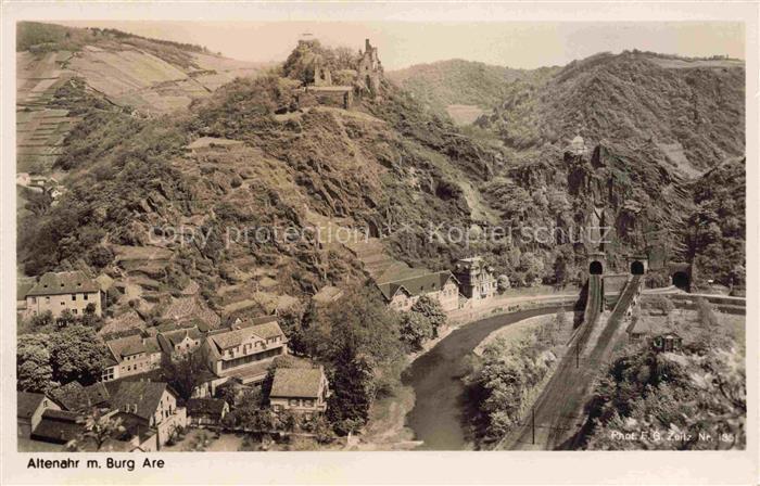 Altenahr Ahrweiler Rheinland-Pfalz Burg Are Fliegeraufnahme
