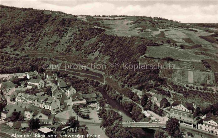 Altenahr Ahrweiler Rheinland-Pfalz Blick vom schwarzen Kreuz