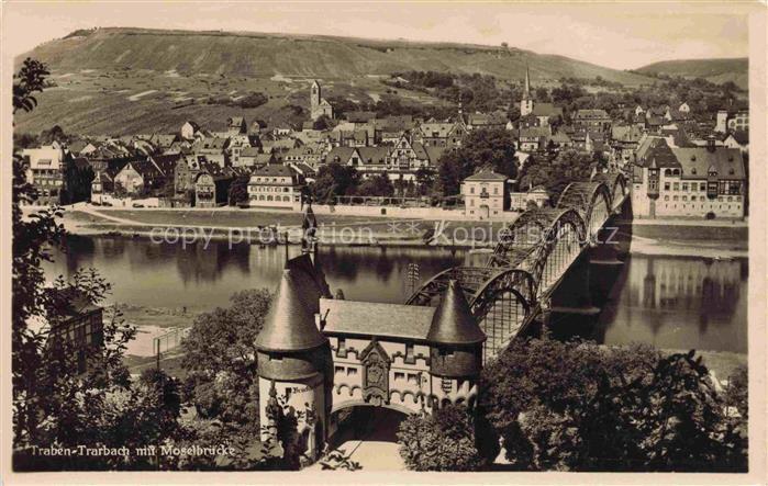 Traben-Trarbach Mosel Panorama mit Moselbruecke