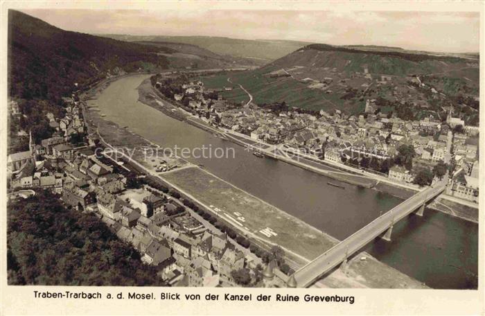 Traben-Trarbach Mosel Blick von der Kanzel der Ruine Grevenburg