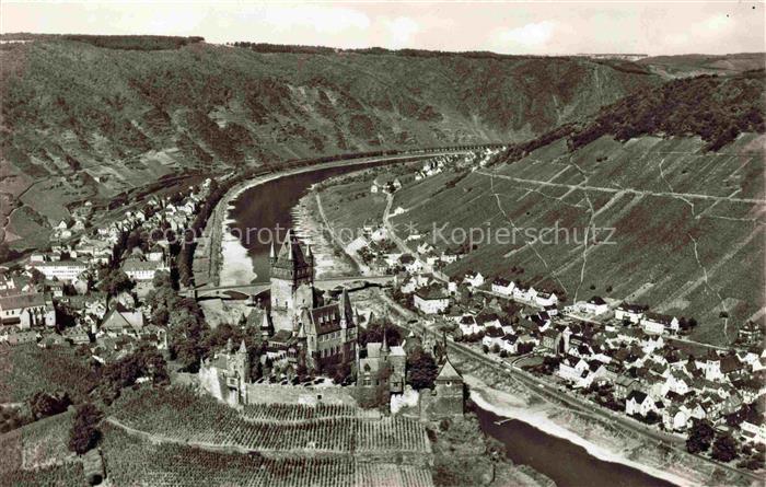 Cochem Kochem Mosel Fliegeraufnahme mit Schloss