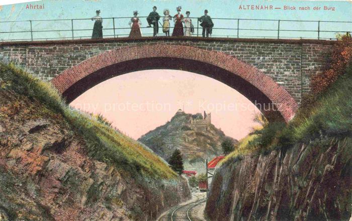Altenahr Ahrweiler Rheinland-Pfalz Blick durch Bruecke zur Burg