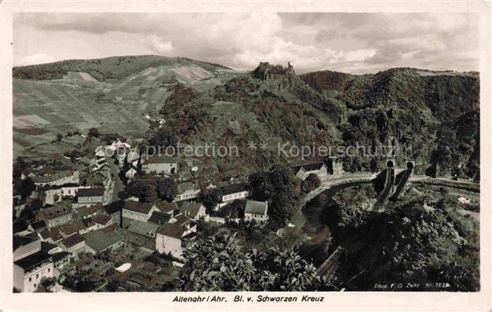 Altenahr Ahrweiler Rheinland-Pfalz Blick vom Schwarzen Kreuz