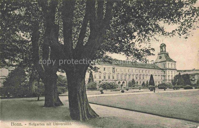 BONN Rhein Hofgarten mit Universitaet