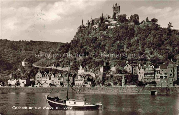 Cochem Kochem Mosel Moselpartie mit Burgblick