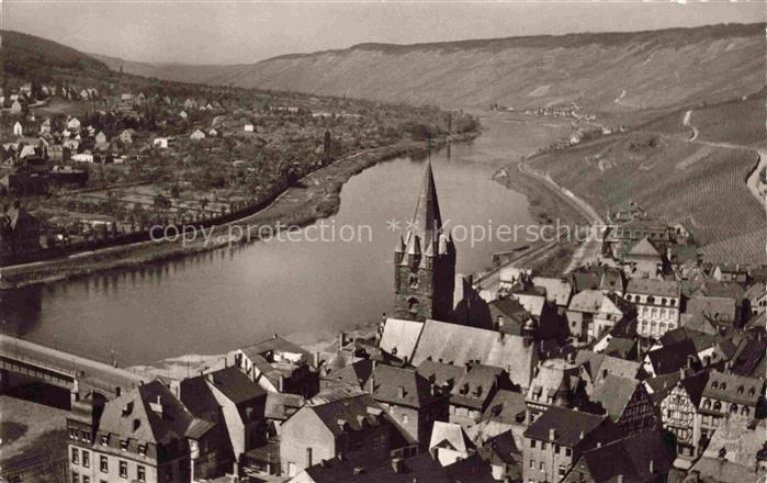 Berncastel BERNKASTEL-KUES Rheinland-Pfalz Moselpartie Panorama