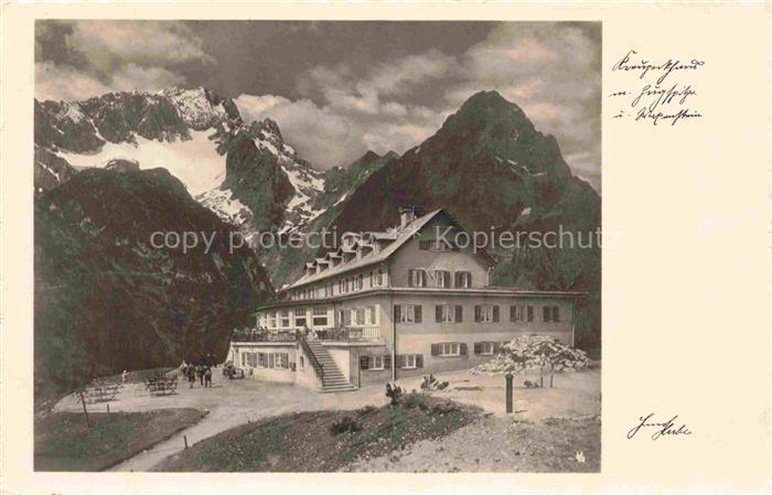 KREUZECKHAUS 1652m Garmisch-Partenkirchen mit Zugspitze und Wetterstein