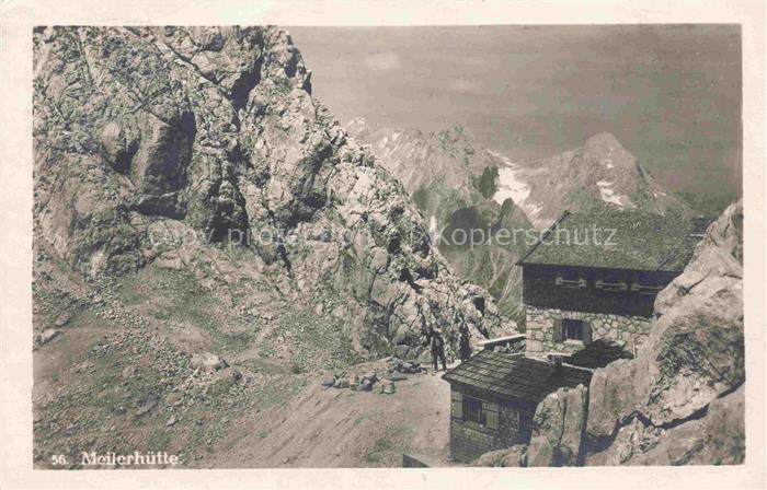Meilerhuette 2377m Garmisch-Partenkirchen Bayern an der Dreithorspitze