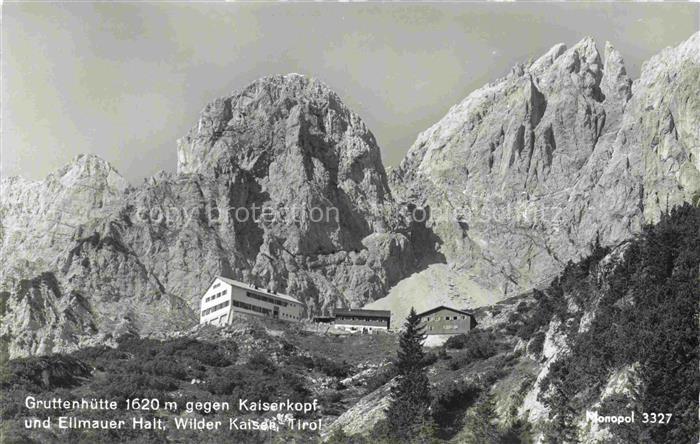 Gruttenhuette 1593m Wildermieming Innsbruck Tirol AT mit Kaiserkopf Ellmauer Hal