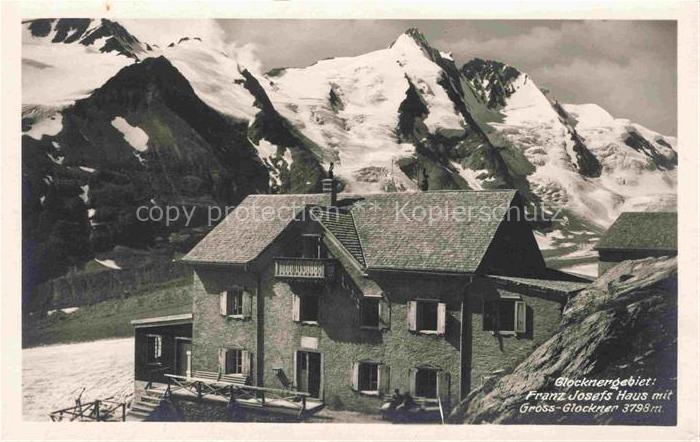 Franz-Josephs-Haus 2418m Grossglockner Kaernten AT Ansicht