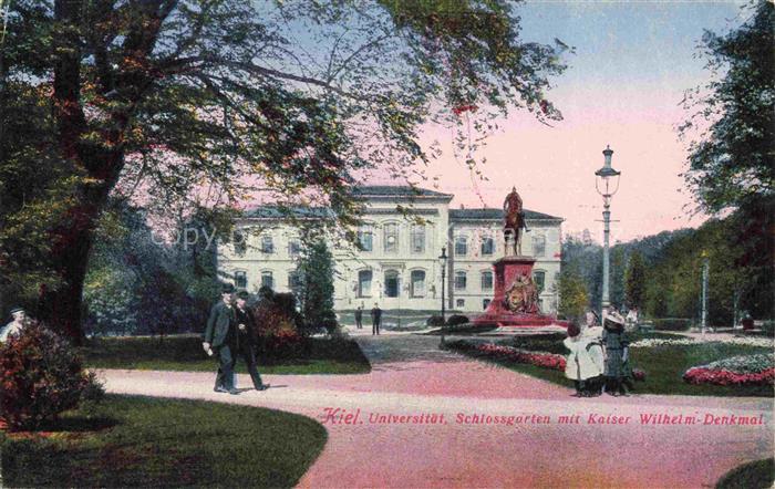 KIEL  CITY Universitaet Schlossgarten mit Kaiser Wilhelm Denkmal