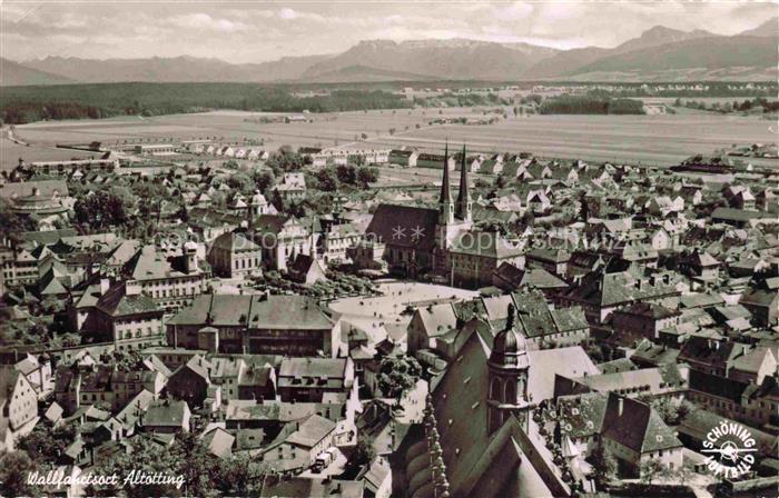 ALToeTTING Bayern Wallfahrtsort Kirche Gnadenkapelle Luftbild Alpen Altstadt Obe