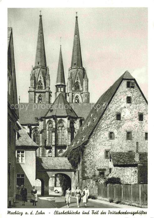 MARBURG  LAHN Elisabethkirche Deutschordengehoeft Kirchturm Gotik Gasse Passante