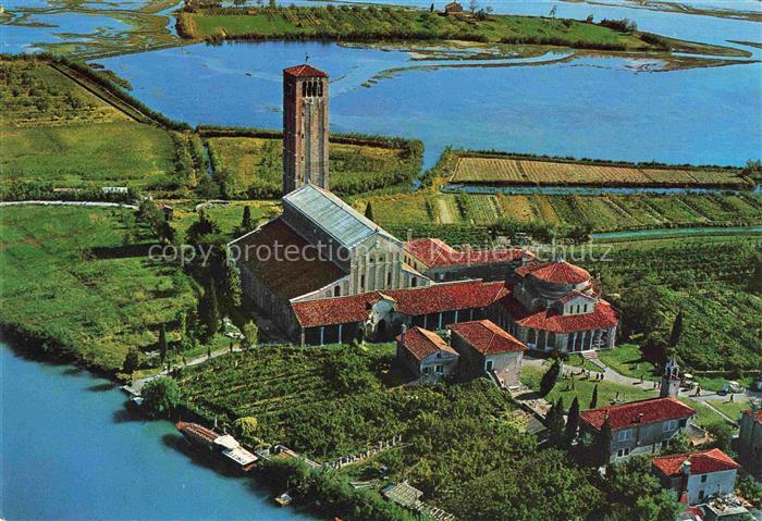 Torcello Insel Laguna Morta Veneto IT Veduta-aerea Basilica-Santa-Maria-Assunta