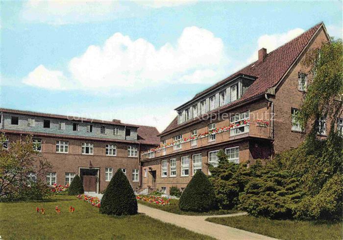 Bad Waldliesborn Haus-Carola Kurhaus Kurort Backstein Gartenanlage Geranien Baeu
