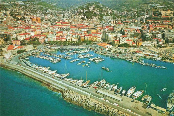 Coldirodi Sanremo IT Hafen Yachten Marina Stadtpanorama Riviera-dei-Fiori Meer A