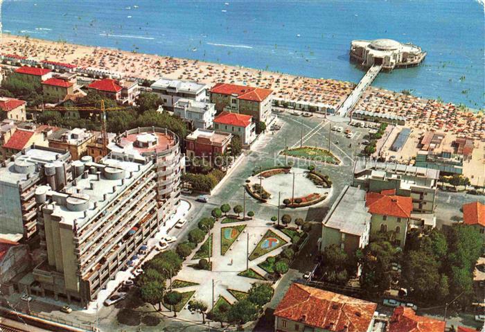 SENIGALLIA Ancona Marche IT Piazza-Liberta Rotonda Strand Sonnenschirme Meer Pie
