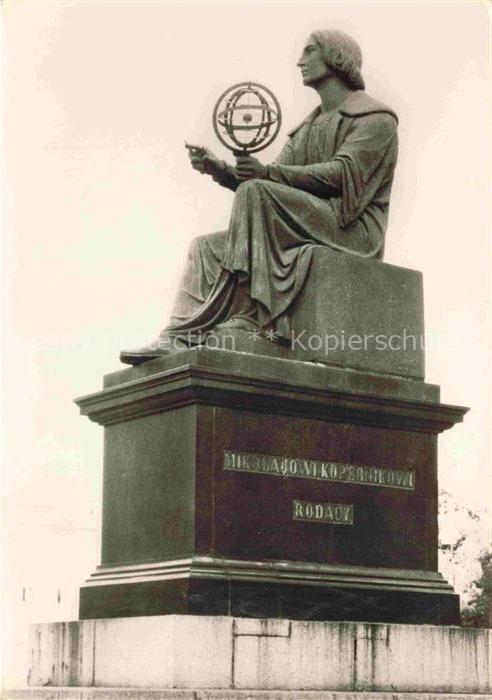 WARSZAWA Warschau PL Kopernikus-Denkmal Pomnik-Kopernika Statue Armillarsphaere