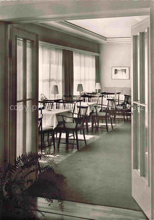 FREUDENSTADT BW Kurhaus-Teezimmer Innenraum Holzstuehle Tischlampen Gardinen Fen