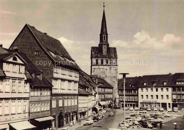 Osterode  Harz Marktplatz Kirchturm Fachwerkhaeuser Autos Deutsche-Bank Marktsze