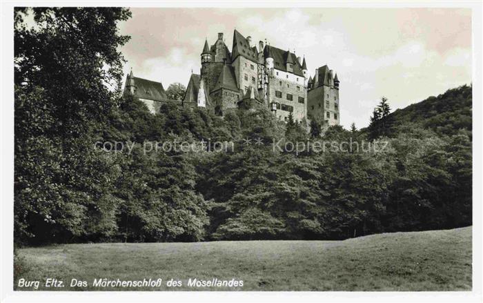 Wierschem Burg Eltz Das Maerchenschloss des Mosellandes