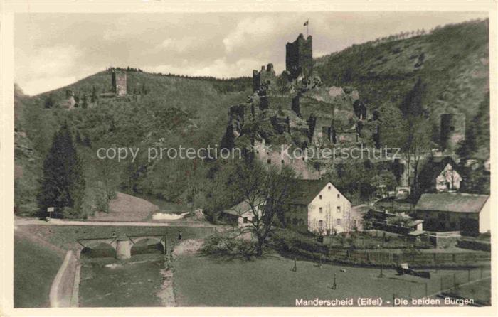 Manderscheid Eifel Panorama mit den beiden Burgen