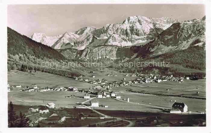 Ehrwald Tirol AT Panorama Blick gegen Tayakopf und Mieminger Kette