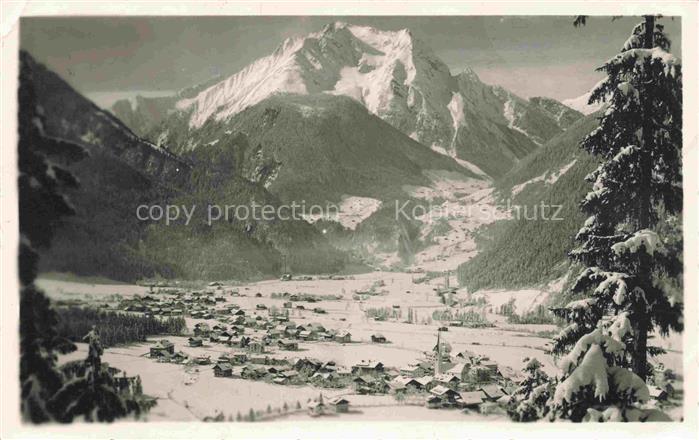 Mayrhofen  Zillertal Tirol AT Winterpanorama Zillertaler Alpen