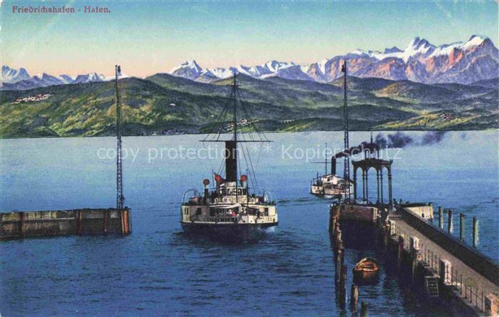 FRIEDRICHSHAFEN Bodensee Hafen Dampfer Blick gegen Schweizer Alpen