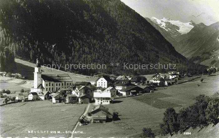 Neustift  Stubaital Tirol AT Ortsansicht mit Kirche Stubaital Stubaier Alpen Gle