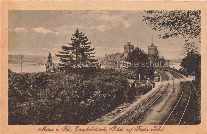 MAINZ  Rhein Eisenbahnbruecke Bick auf Ruder-Klub