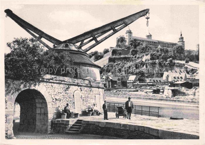 WueRZBURG Bayern Kran und Feste Marienberg