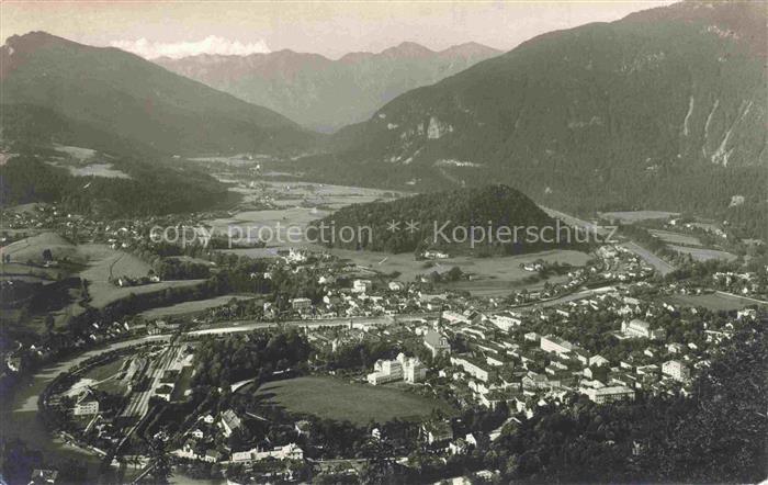 Bad Ischl Salzkammergut AT mit Dachstein Fliegeraufnahme