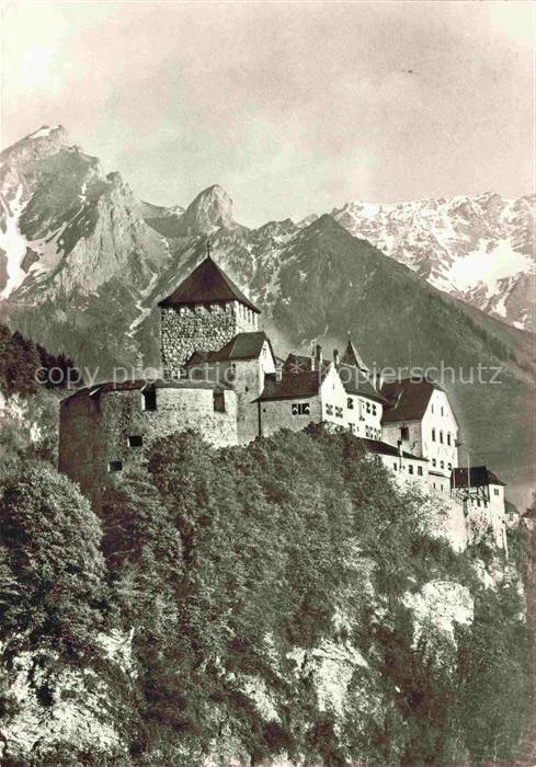 Vaduz Liechtenstein FL Schloss Vaduz mit Falknis