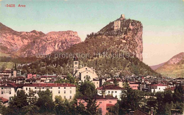 Arco  Trentino IT Panorama mit Schloss