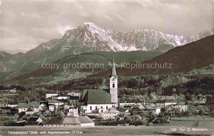 Teisendorf Oberbayern mit Kirche und Hochstaufen