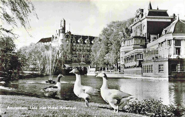 Amsterdam  NL Lido met Hotel American Wasserfontaene Enten