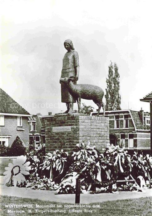 Winterswijk Gelderland NL Monument ter nagedachtenis aan Mevrouw H. Kuipers-Riet