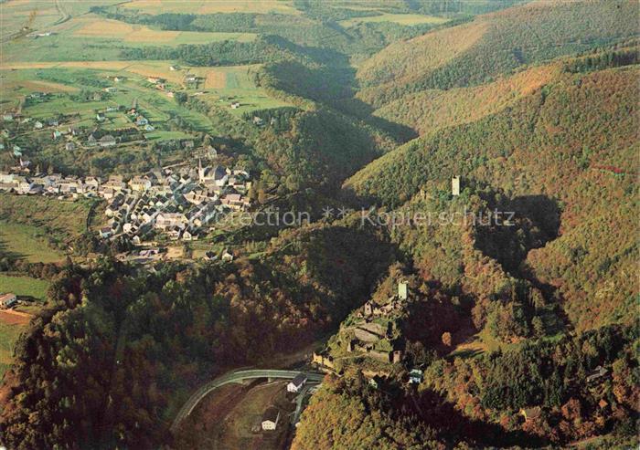 Manderscheid Eifel Fliegeraufnahme mit Burg Cafe Niedermanderscheid