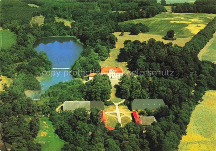 Emkendorf Rendsburg Schleswig-Holstein Naturpark Westensee Herrenhaus Fliegerauf